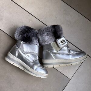 Silver Fur-Lined Women's Boots